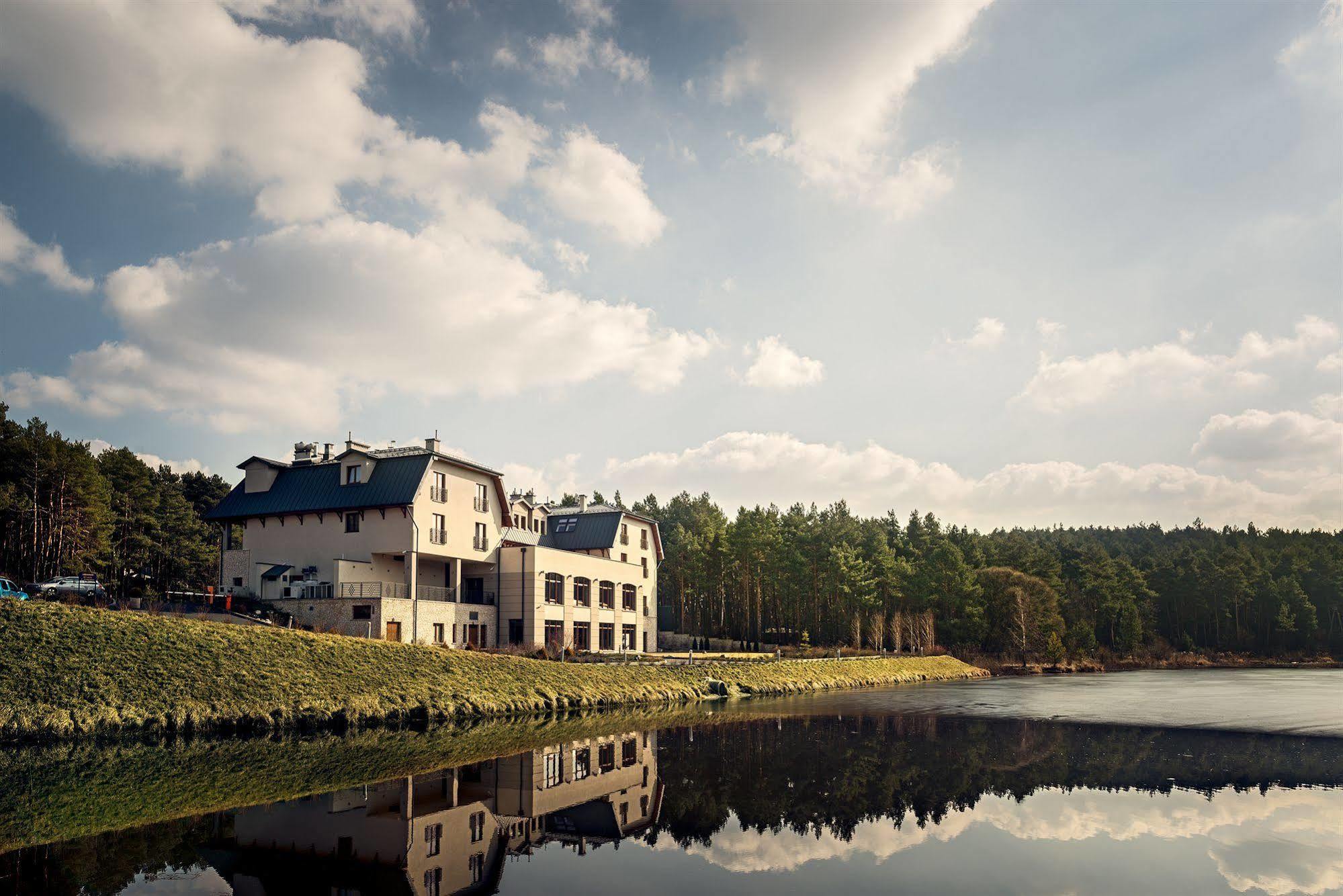 Hotel Natura Residence Business&Spa Севеж Экстерьер фото
